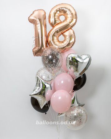 Облако из шаров с цифрами "18 лет"