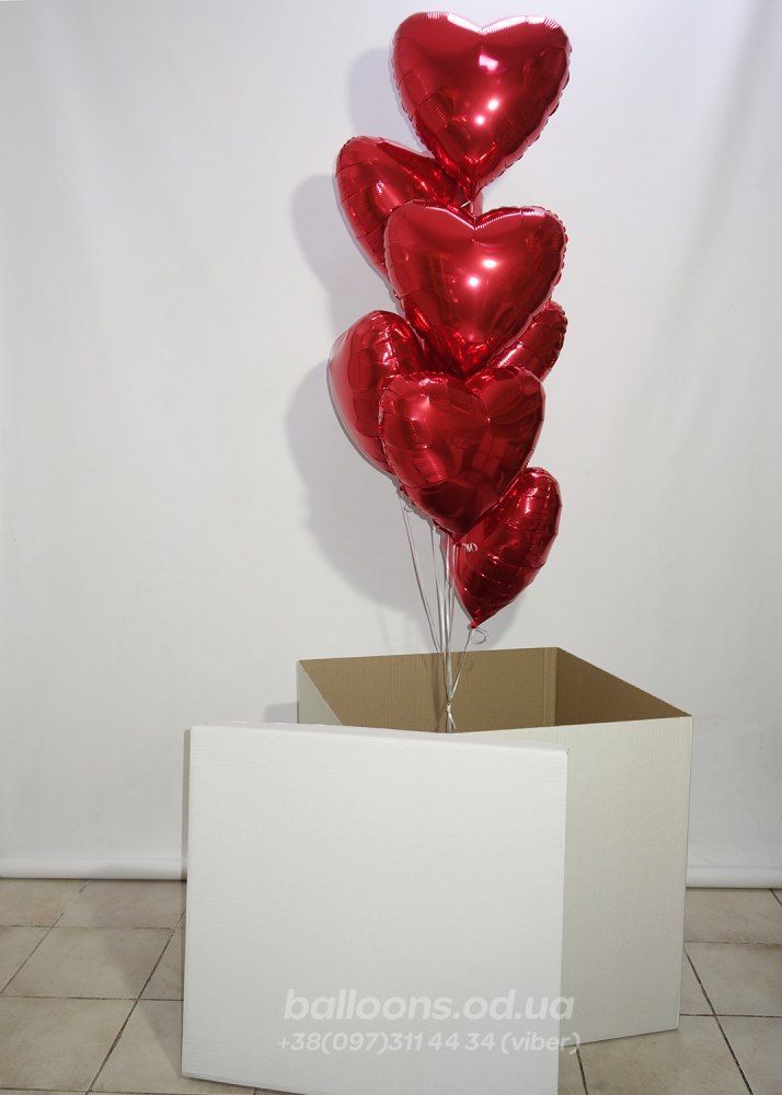 Коробка з серцями для коханої  "Це - Кохання!"