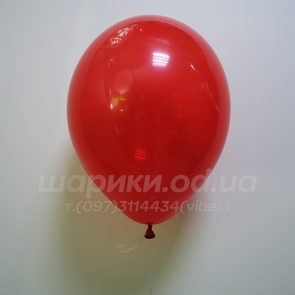 Красный гелиевый шарик